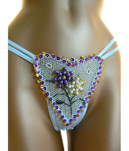 String Guipure coeur décoré de paillette et perle