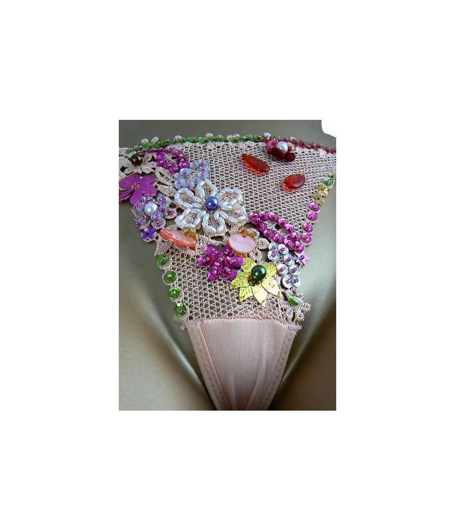 String dentelle décoré de paillette et perle 